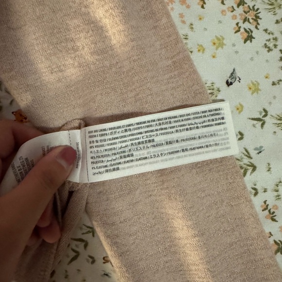 Abercrombie Soft & Cozy Dusty Pink Mauve Long Sleeve Tie Front Bodysuit - Picture 3 of 4